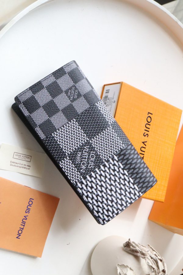 Louis Vuitton BRAZZA Wallet - Black/Gray - Image 5