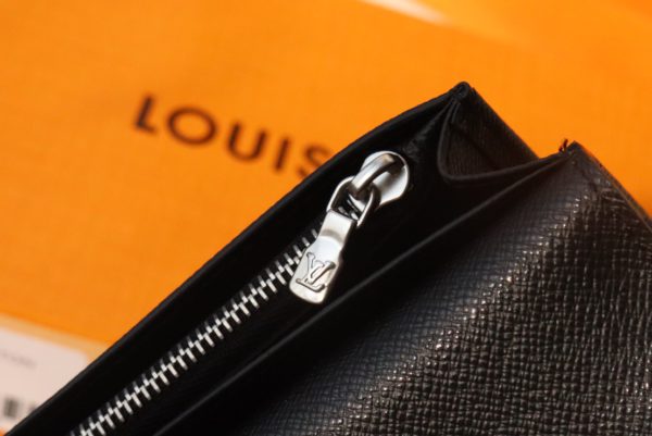 Louis Vuitton BRAZZA Wallet - Image 2