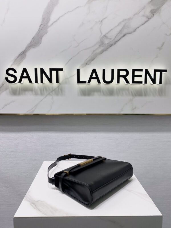 YSL Women Manhattan Baguette Box Large Leather Bag - Black - Image 4